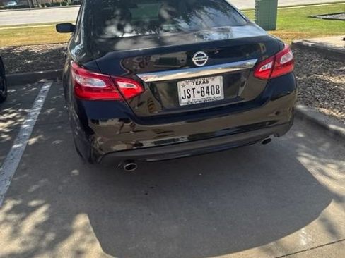 Used 2016 Nissan Altima 2.5 S w/ Power Driver Seat Package FWD image 4