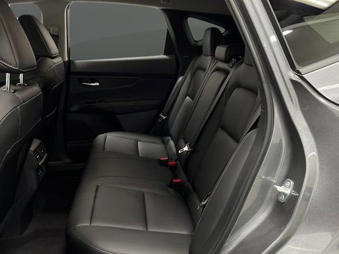 Used 2025 Nissan Murano SV AWD/4WD image 22