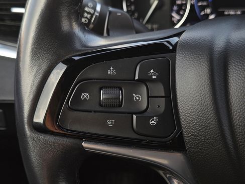 Used 2024 Buick Enclave Premium image 14