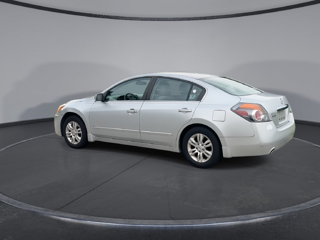 Used 2012 Nissan Altima 2.5 S w/ Convenience Pkg FWD image 6