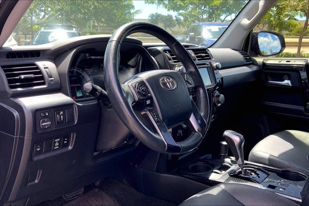 Used 2018 Toyota 4Runner TRD Pro AWD/4WD image 12