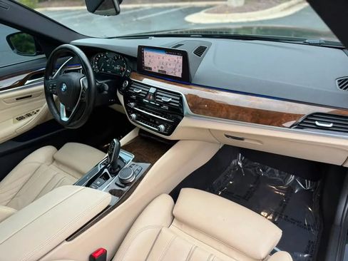 Used 2019 BMW 530i xDrive AWD/4WD image 17