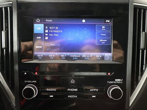 Used 2022 Subaru Impreza 2.0i Premium image 41