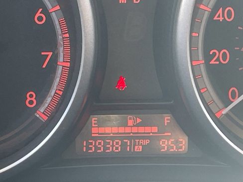 Used 2010 MAZDA MAZDA3 s Grand Touring image 9