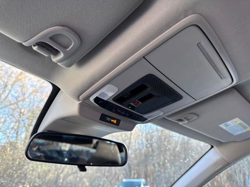 Used 2025 Honda Accord SE image 30