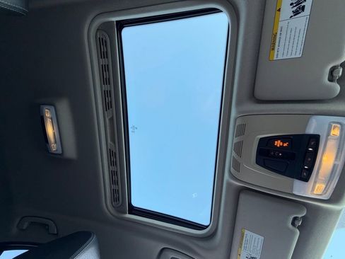 Used 2013 BMW 320i xDrive Sedan image 11