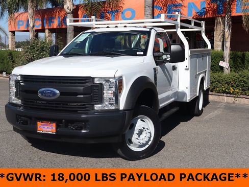 Used 2018 Ford F550 2WD Regular Cab Super Duty image 4