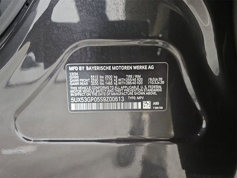 Used 2025 BMW X3 xDrive30i w/ Premium Package image 33