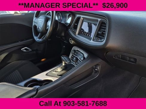 Used 2023 Dodge Challenger SXT image 14