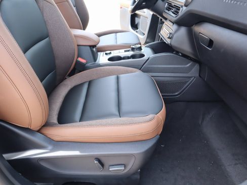 New 2025 Ford Bronco Sport Outer Banks w/ Outer Banks Tech Package+ AWD/4WD image 14