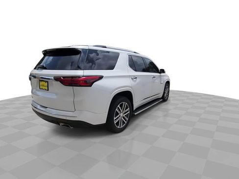 Used 2022 Chevrolet Traverse High Country FWD image 8