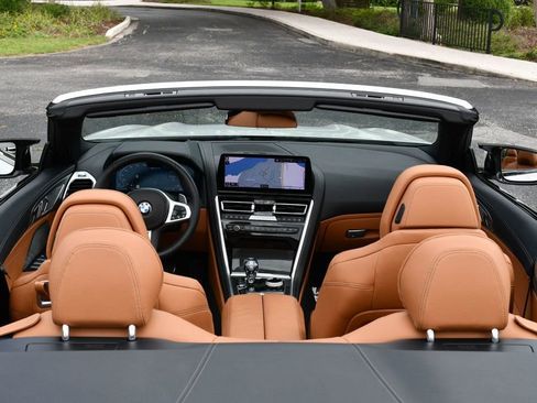 Used 2024 BMW M850i xDrive Convertible AWD/4WD image 59
