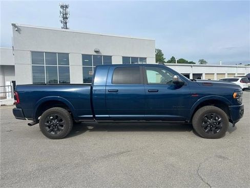 Used 2022 RAM 3500 Limited AWD/4WD image 4