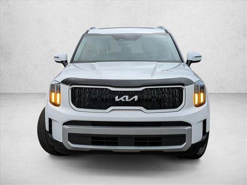 Used 2024 Kia Telluride EX FWD image 2