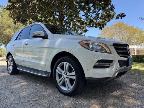 Used 2013 Mercedes-Benz ML 350 4MATIC image 9