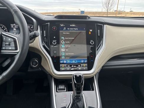 Used 2023 Subaru Outback Limited image 17