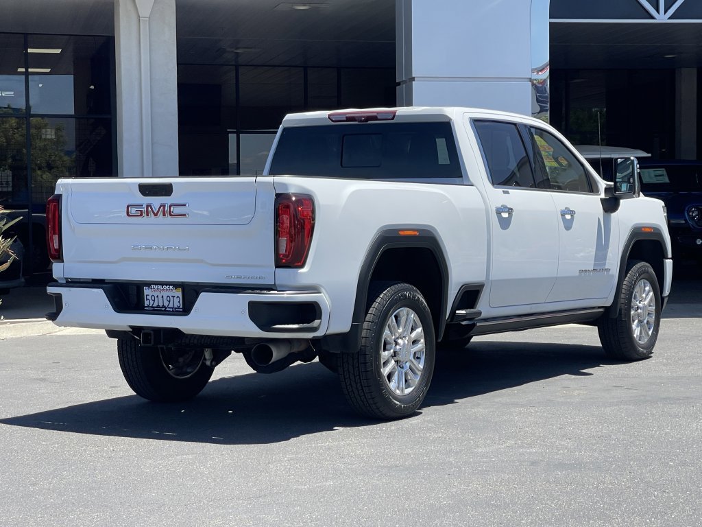 Used 2023 GMC Sierra 3500 Denali w/ Denali Ultimate Package AWD/4WD image 4