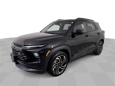 Used 2024 Chevrolet TrailBlazer RS image 4