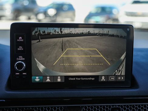 Used 2022 Honda Civic Touring image 23