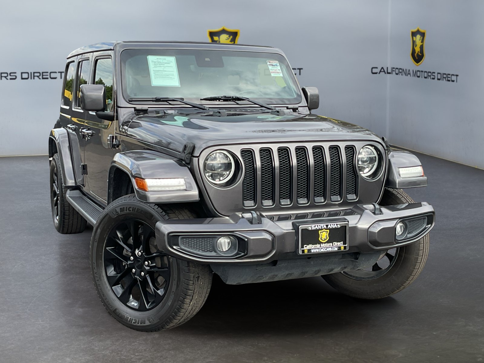 Used 2021 Jeep Wrangler Unlimited Sahara AWD/4WD image 3