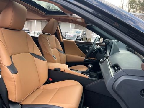 Used 2024 Lexus ES 350 w/ Premium Package image 33