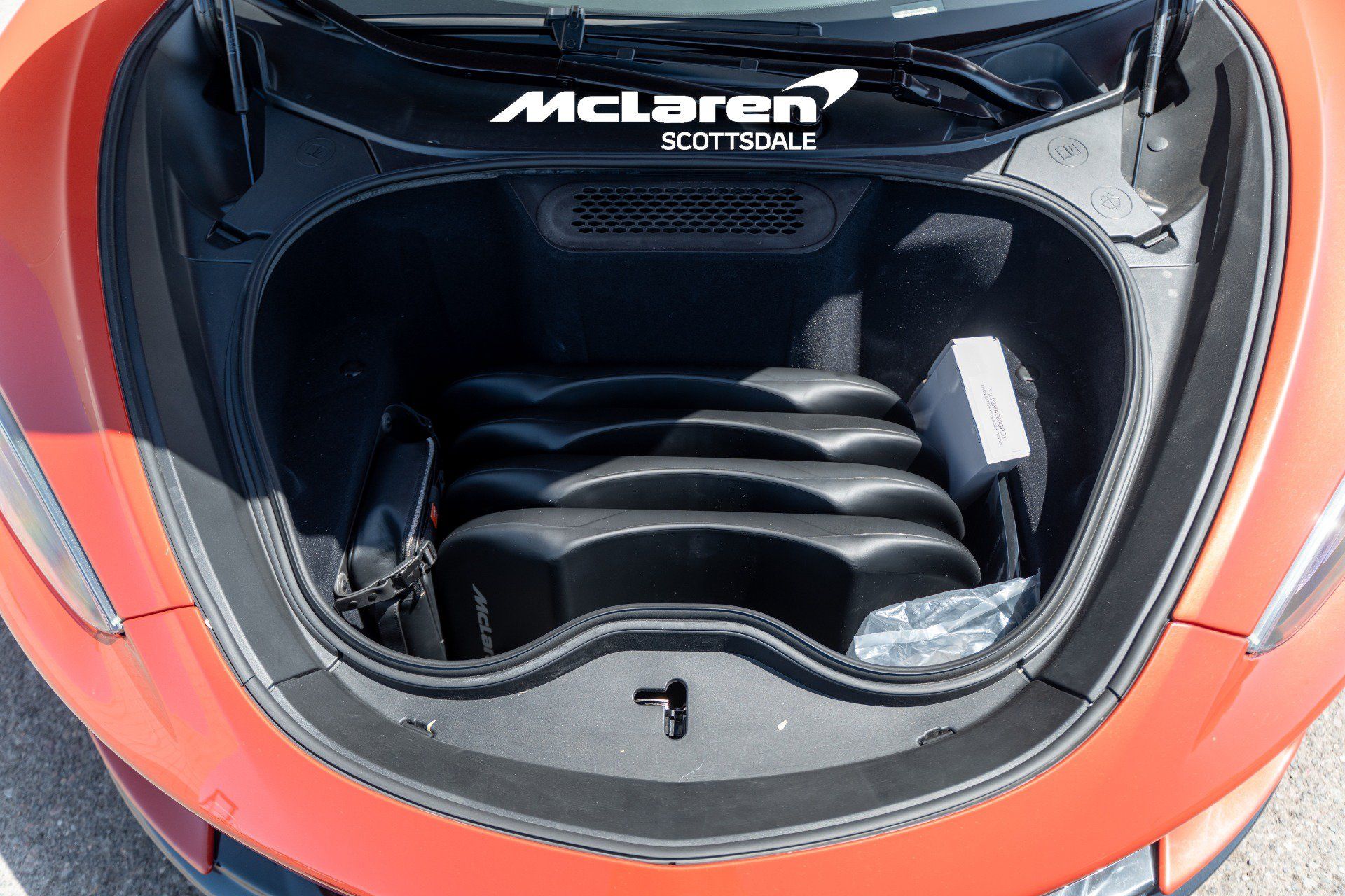 Used 2023 McLaren GT RWD image 26