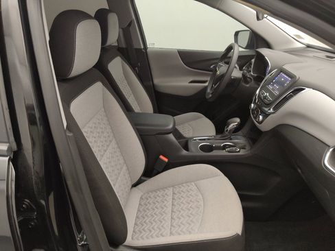 Used 2024 Chevrolet Equinox LS FWD image 21