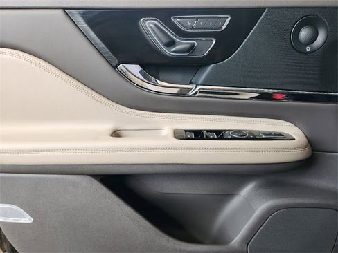 New 2024 Lincoln Corsair Grand Touring w/ Equipment Group 302A image 23