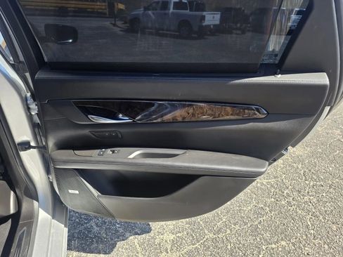 Used 2018 Cadillac CT6 Luxury image 14