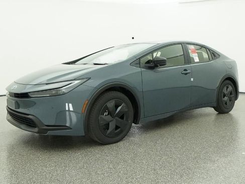 New 2026 Toyota Prius LE image 17