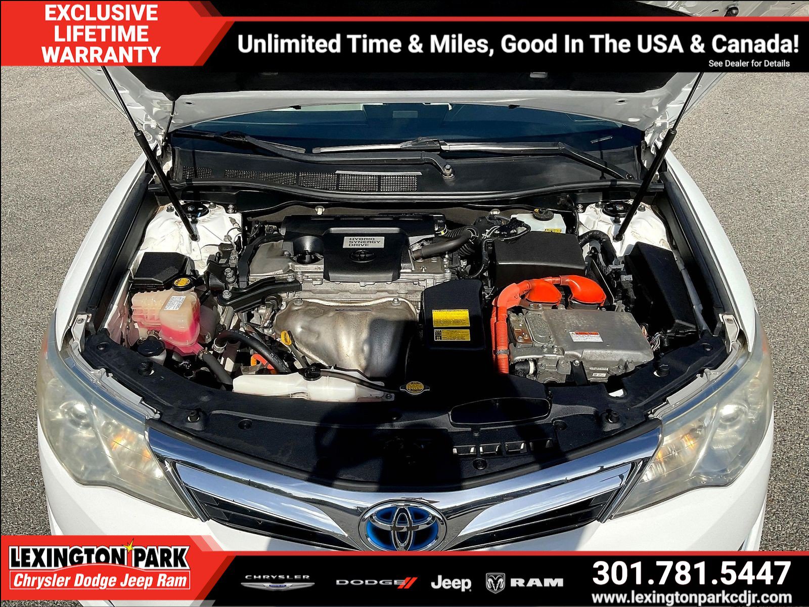 Used 2012 Toyota Camry XLE w/ Leather Pkg FWD image 30