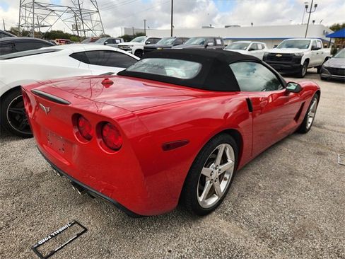 Used 2005 Chevrolet Corvette Convertible w/ Preferred Equipment Group image 6