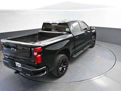 Used 2022 Chevrolet Silverado 1500 LT Trail Boss w/ LT Trail Boss Premium Package AWD/4WD image 31