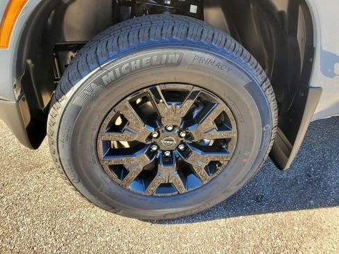 New 2026 Nissan Frontier SV w/ SV Convenience Package image 9
