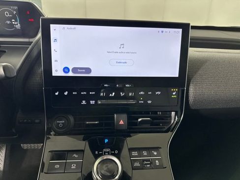 Used 2023 Subaru Solterra AWD image 20