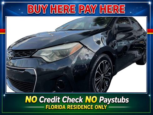Used 2014 Toyota Corolla S FWD image 2