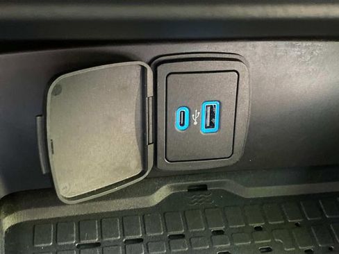 Used 2024 Ford Bronco Wildtrak image 27