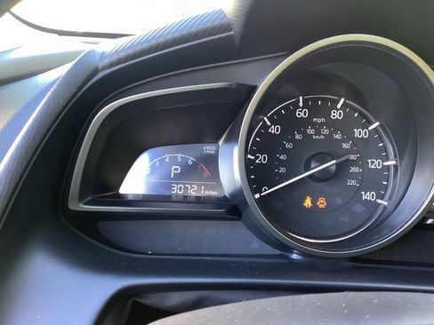 Used 2018 MAZDA CX-3 Touring w/ Preferred Equipment Package image 13