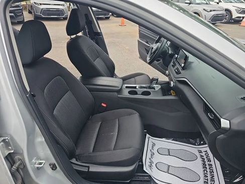 Used 2023 Nissan Altima 2.5 S image 17
