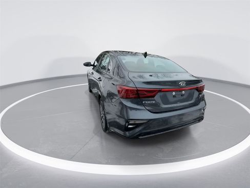 Used 2019 Kia Forte EX image 6