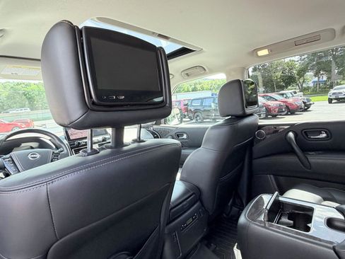 Used 2022 Nissan Armada Platinum w/ Captain's Chairs Package AWD/4WD image 32