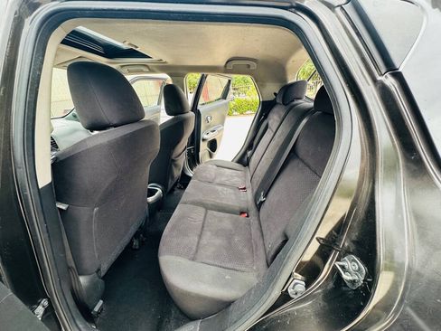 Used 2013 Nissan Juke SV FWD image 16