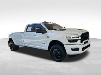 Used 2025 RAM 3500 Laramie AWD/4WD video 2