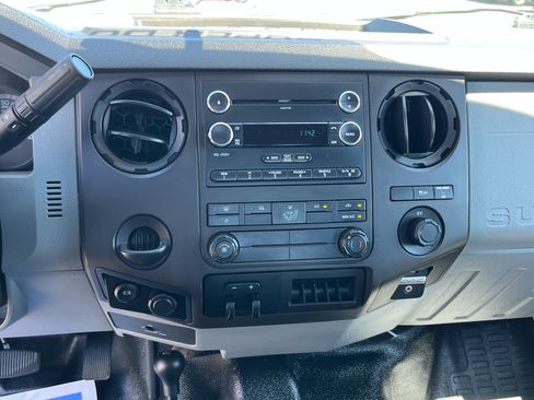 Used 2016 Ford F250 XL w/ XL Appearance Package AWD/4WD image 20