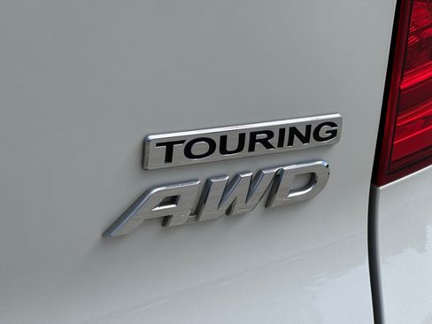 Used 2018 Honda Pilot Touring image 29