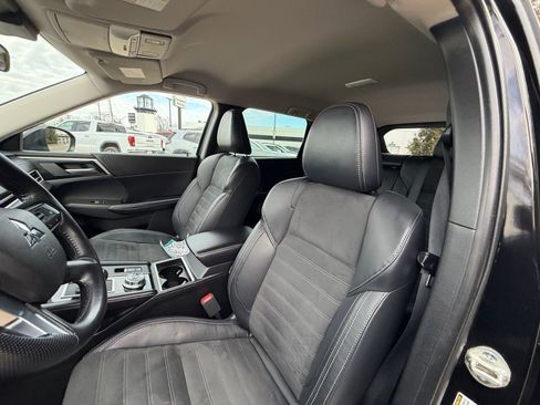 Used 2022 Mitsubishi Outlander SE image 12