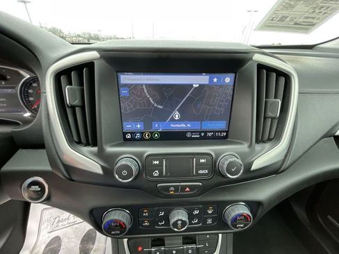Used 2023 GMC Terrain SLT w/ Infotainment Package II image 22