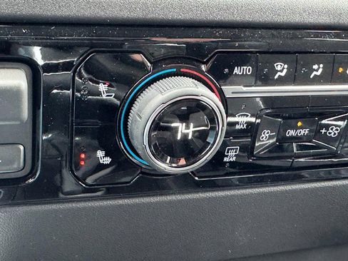 New 2026 Chevrolet Silverado 1500 LT image 17