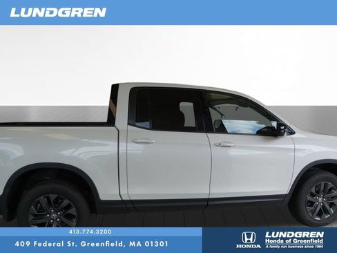 Used 2024 Honda Ridgeline Sport image 10