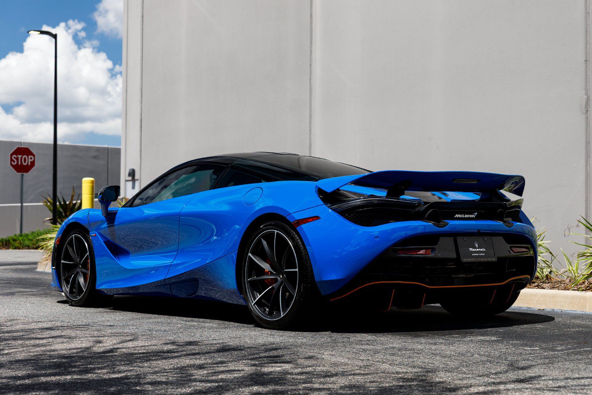 Used 2019 McLaren 720S Luxury RWD image 7
